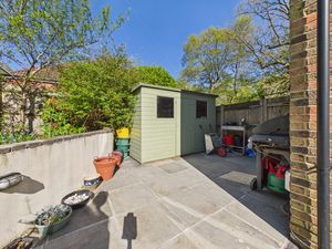 SIDE PATIO- click for photo gallery